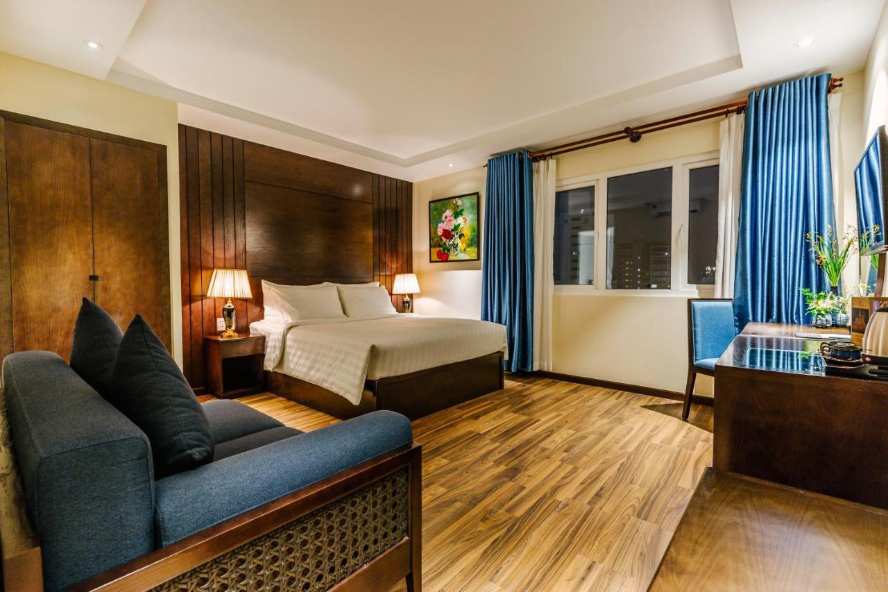 Suite Room,1068889861:JPEG