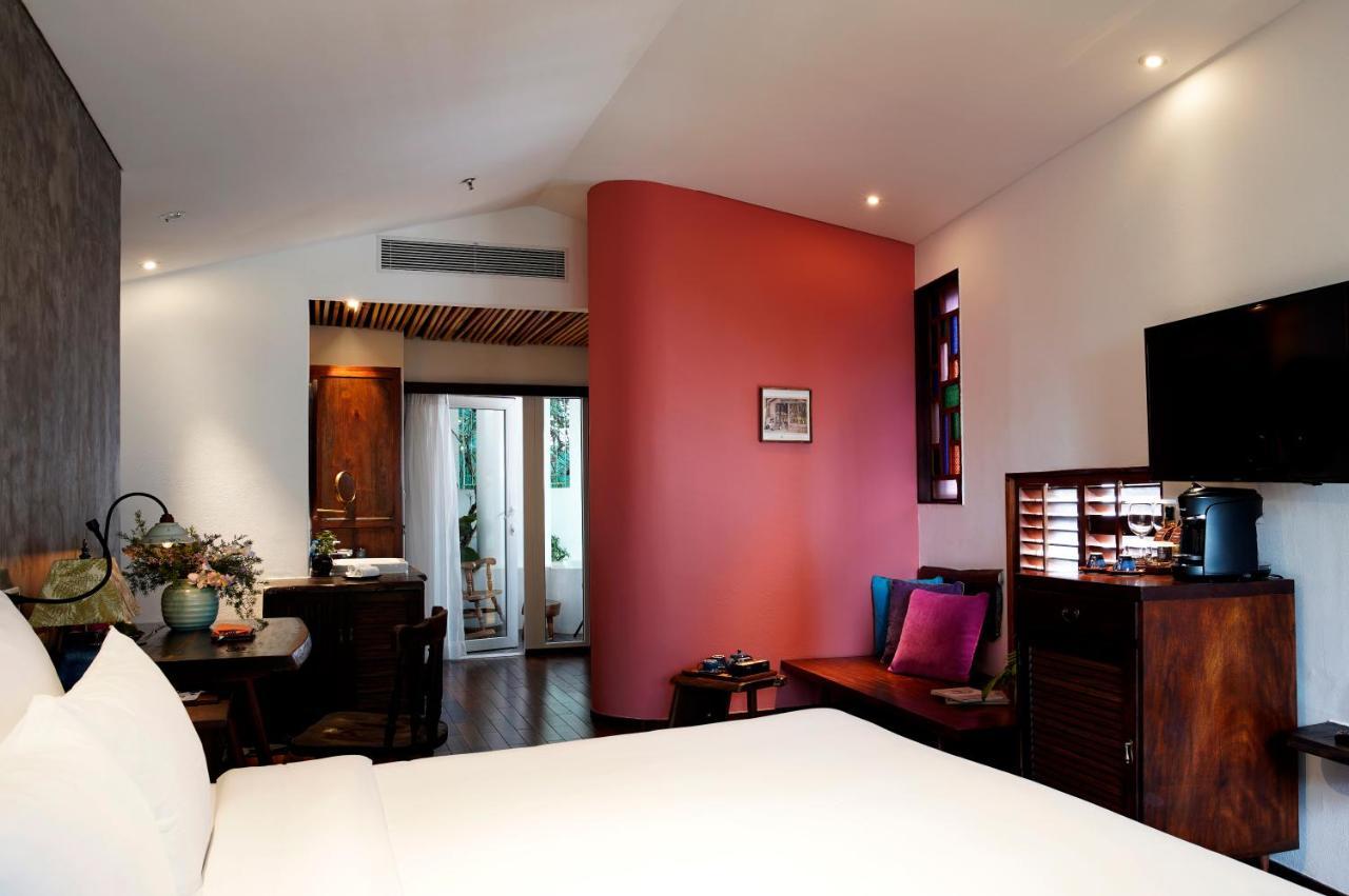 Suite Saigon Signature con Balcone