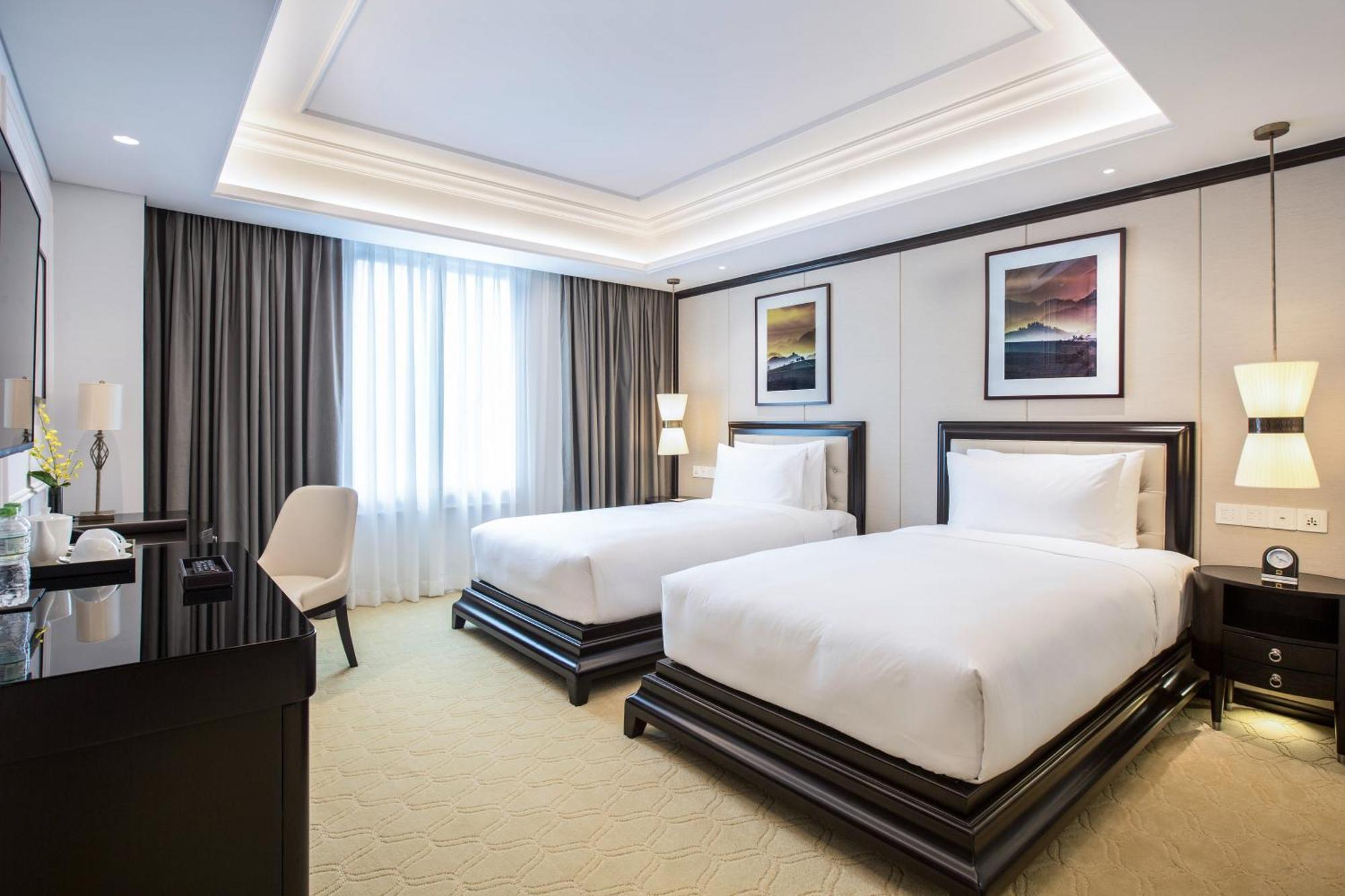 Premium Twin Room Bathtub