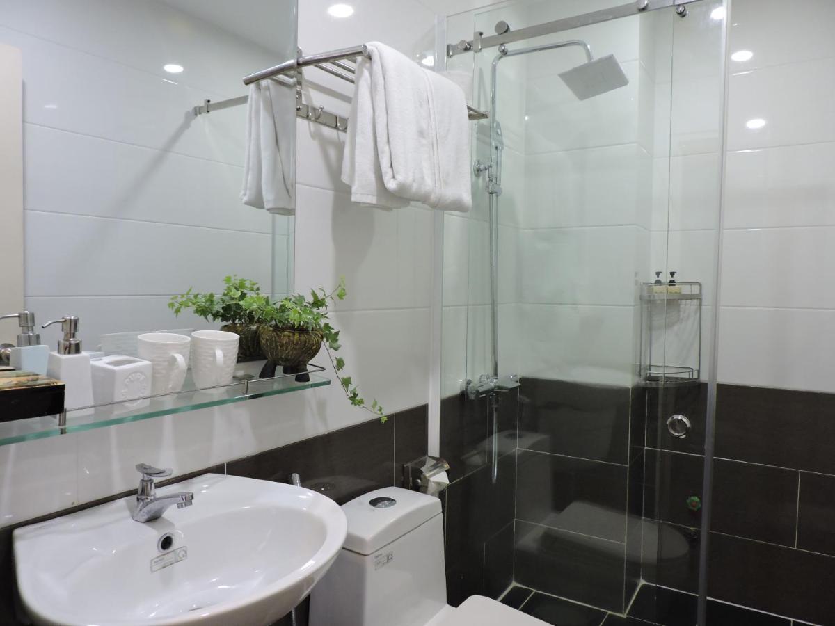 Staycation Offer - Deluxe Double Room  With Window-Free Laundry, Early Check-in, Late Check-out