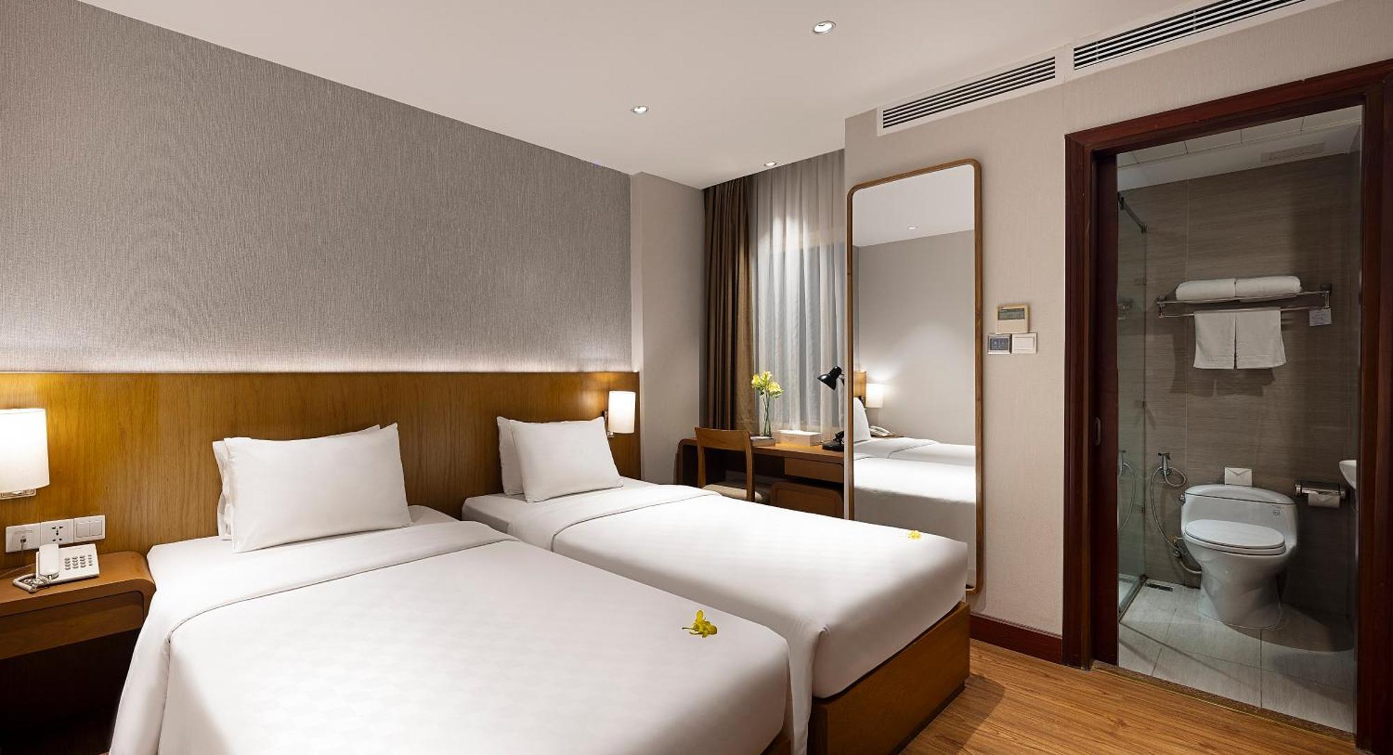 Chic Cozy Room – No View