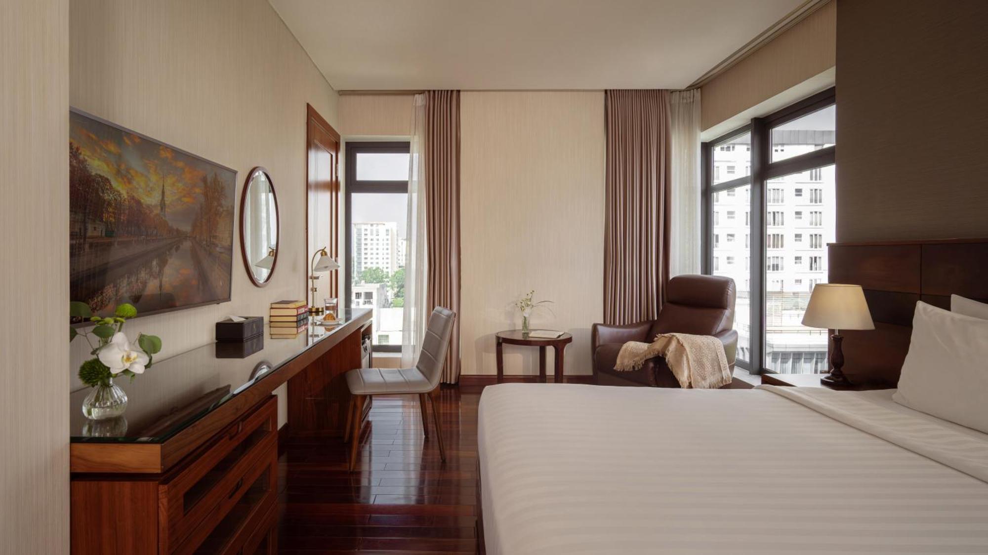 Premium Deluxe Double or Twin High Floor City View