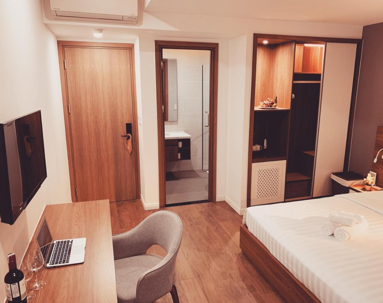 Deluxe Double Room with Balcony