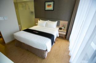 Deluxe Double Room City View