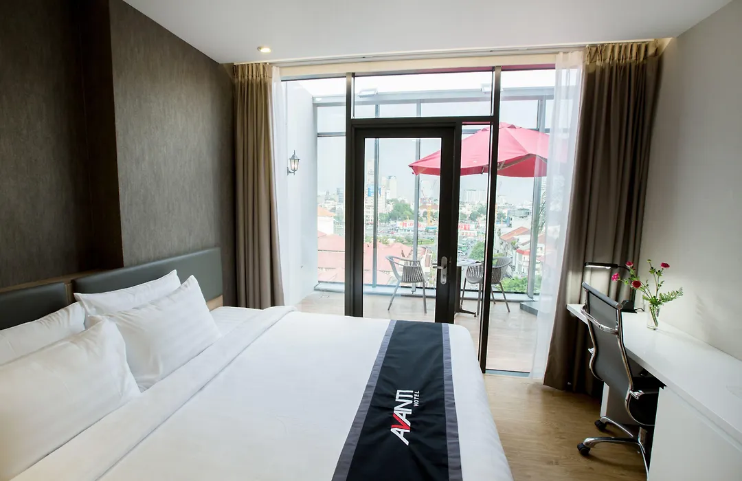 Avanti Hotel-1