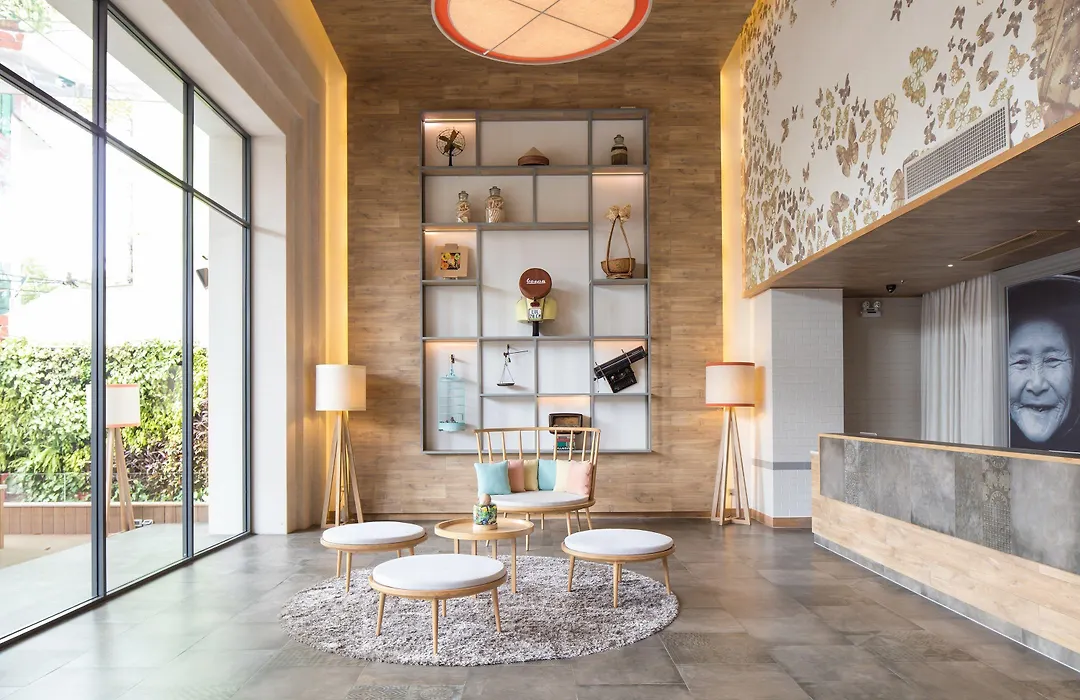 Fusion Suites Saigon-1