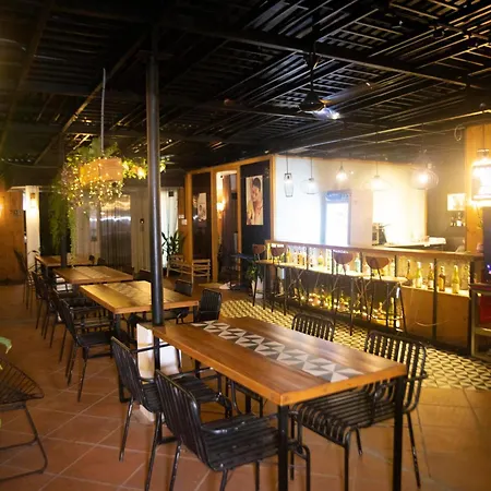 Sunshine Boutique Hotel Phu My Hung-2